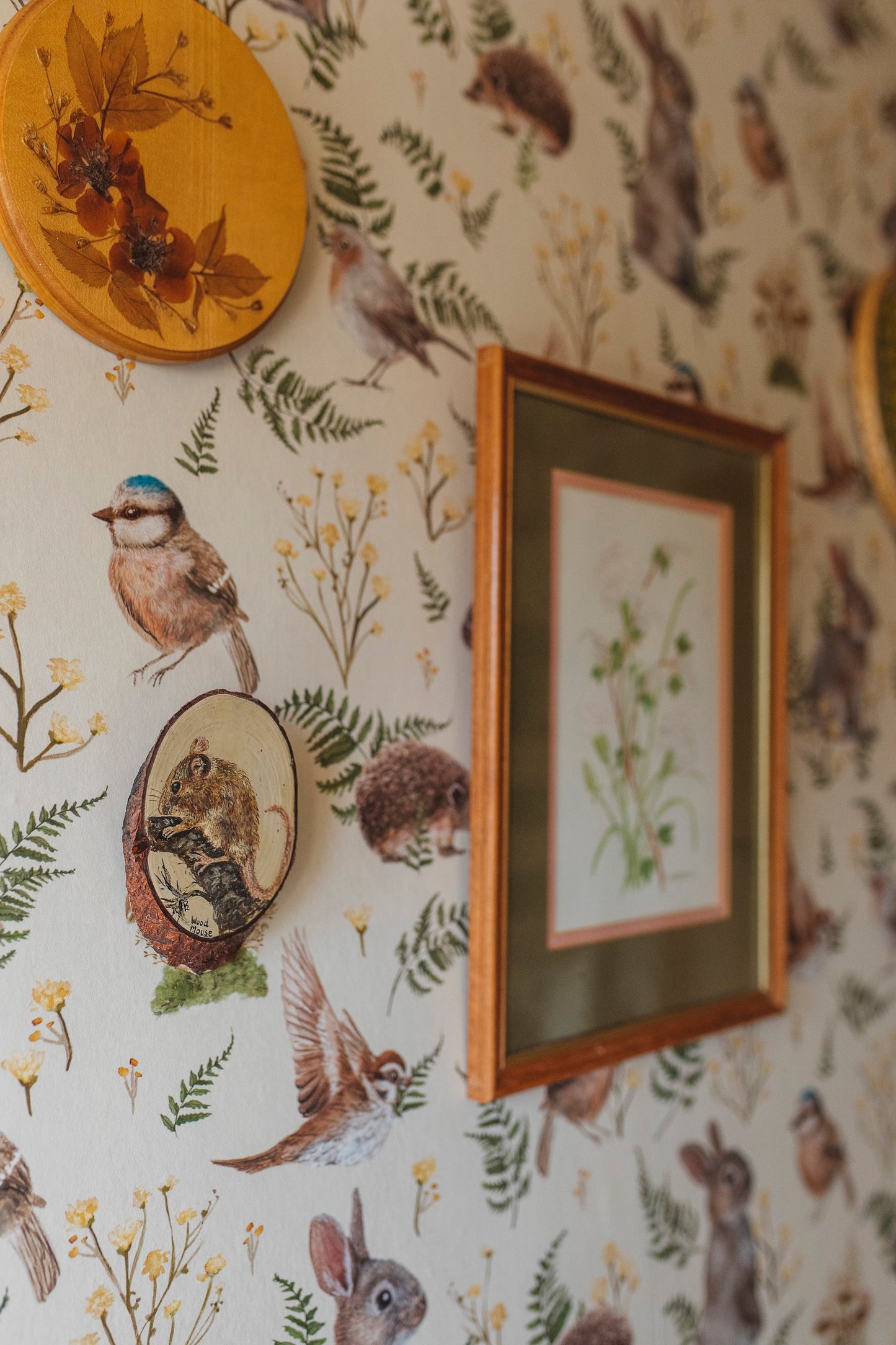 Nursery Wallpaper - Birds & Bunnies - Ecru