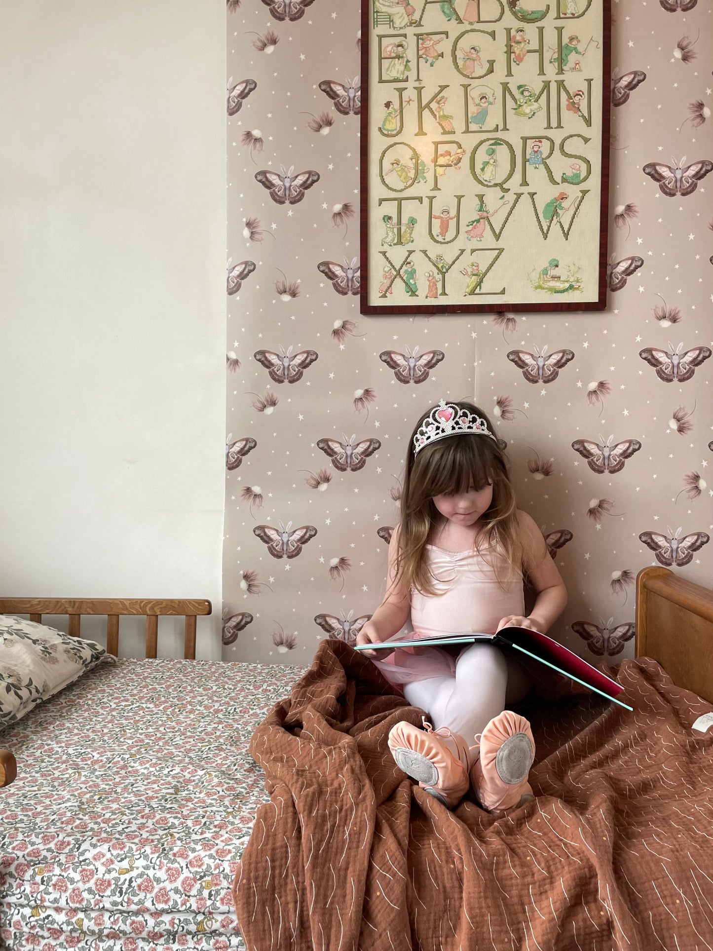 Nursery Wallpaper - Ophelia’s Dream - Dusty Rose
