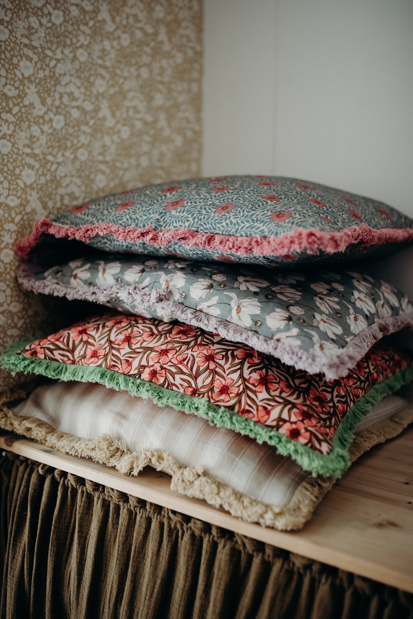 Linen Cushion Cover - Summer Gray - Stripes