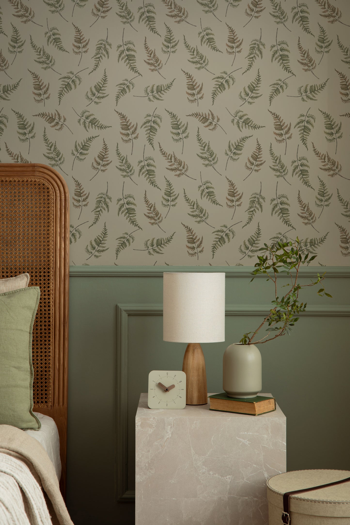 Summer Gray Tapete - Fallende Farne - Sanftes Beige