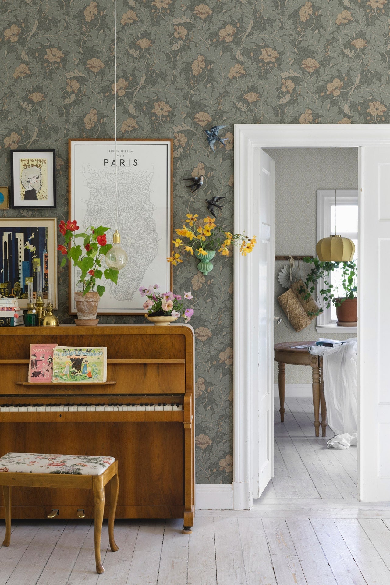 Bloemenbehang - Charlotta Forest Green