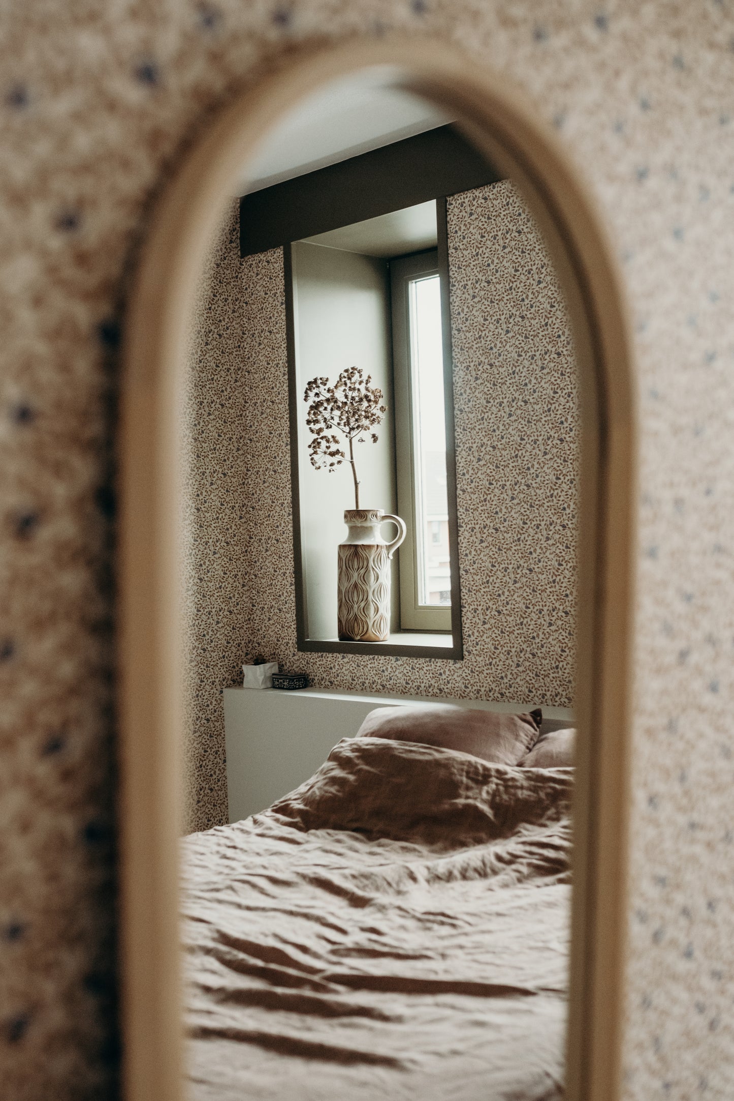 Summer Gray Tapete - Kletterrose - Bronze