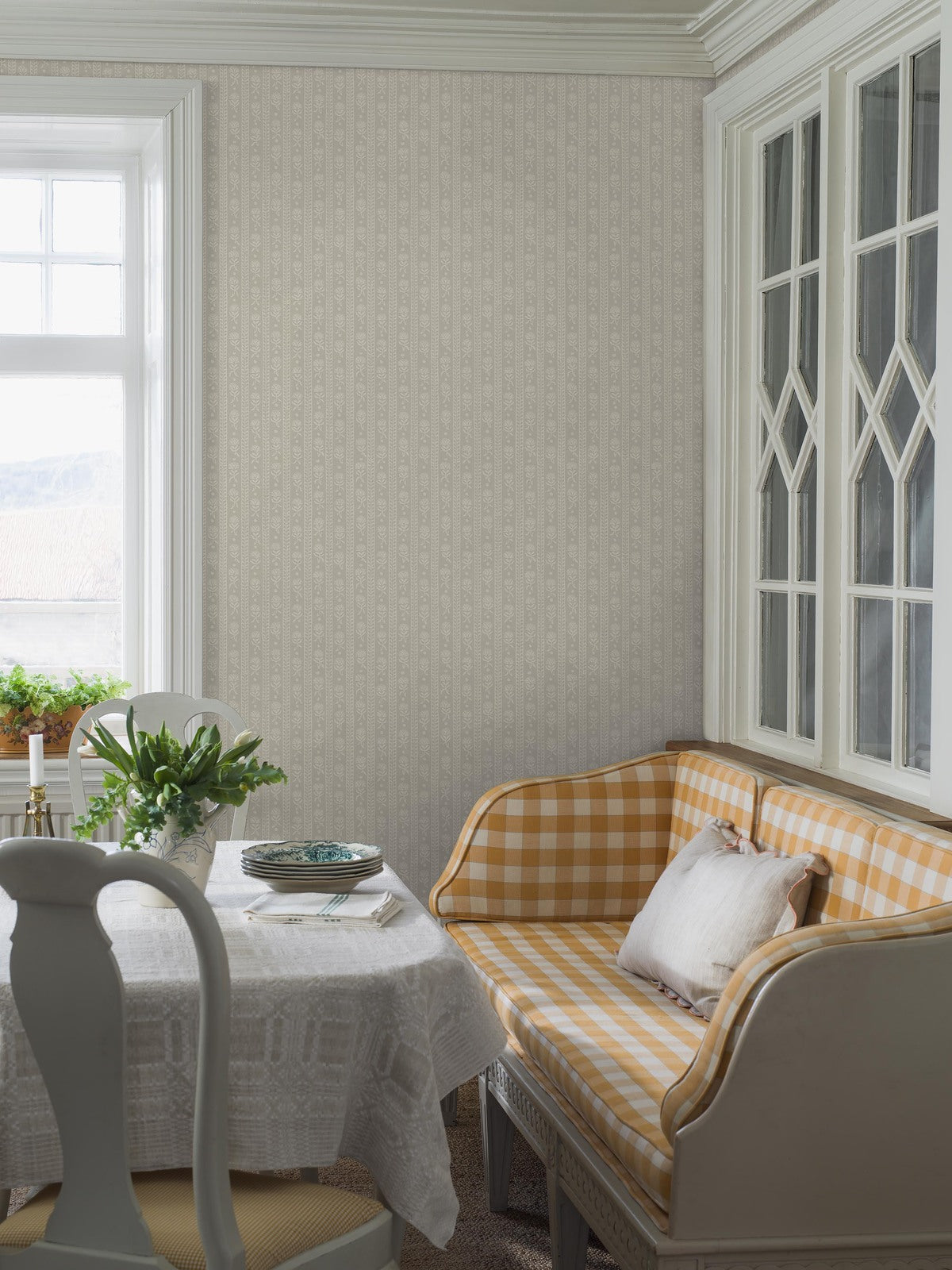 Borastapeter Wallpaper - Nejlikerand - Beige